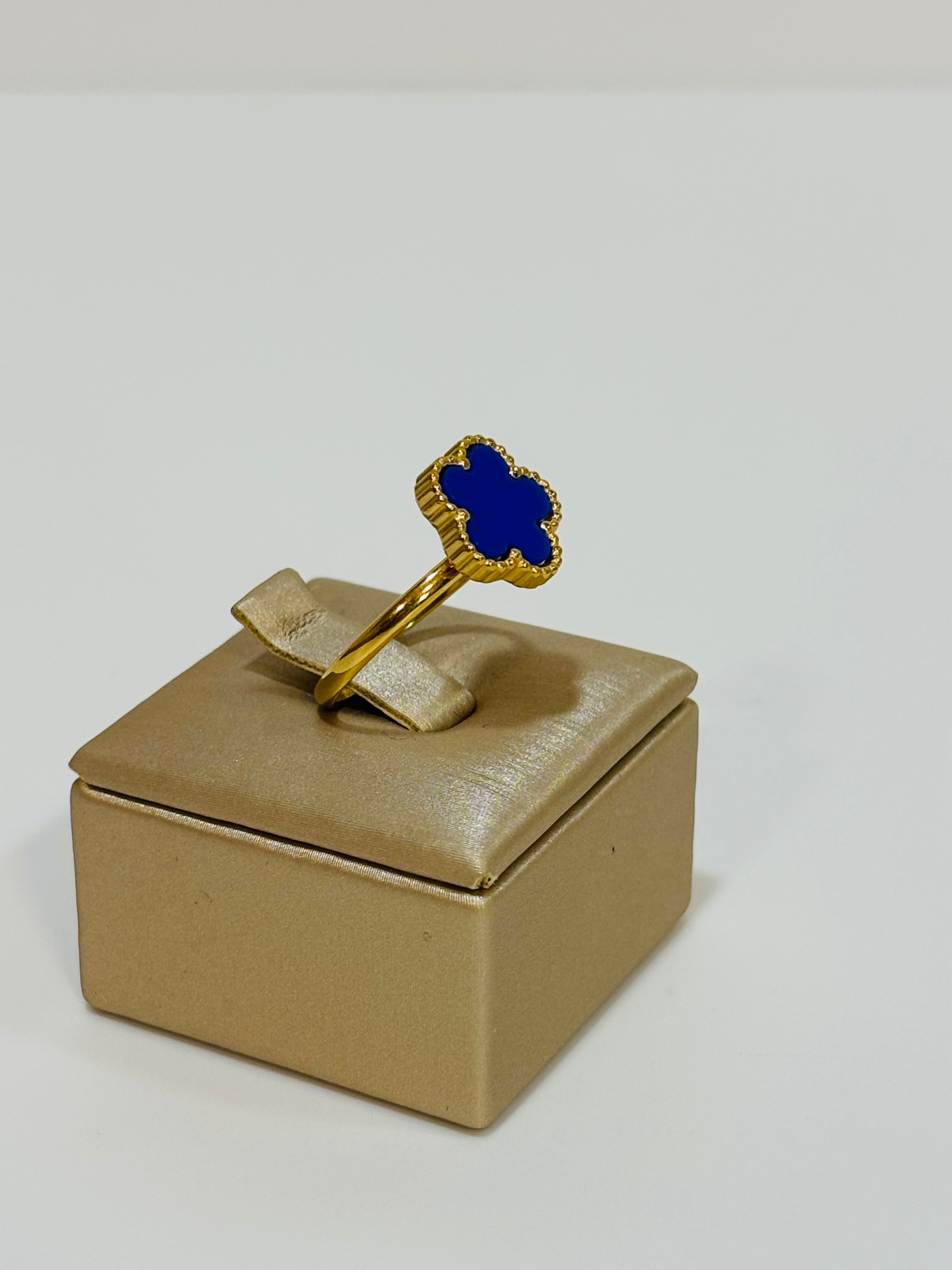 Anello quadrifoglio