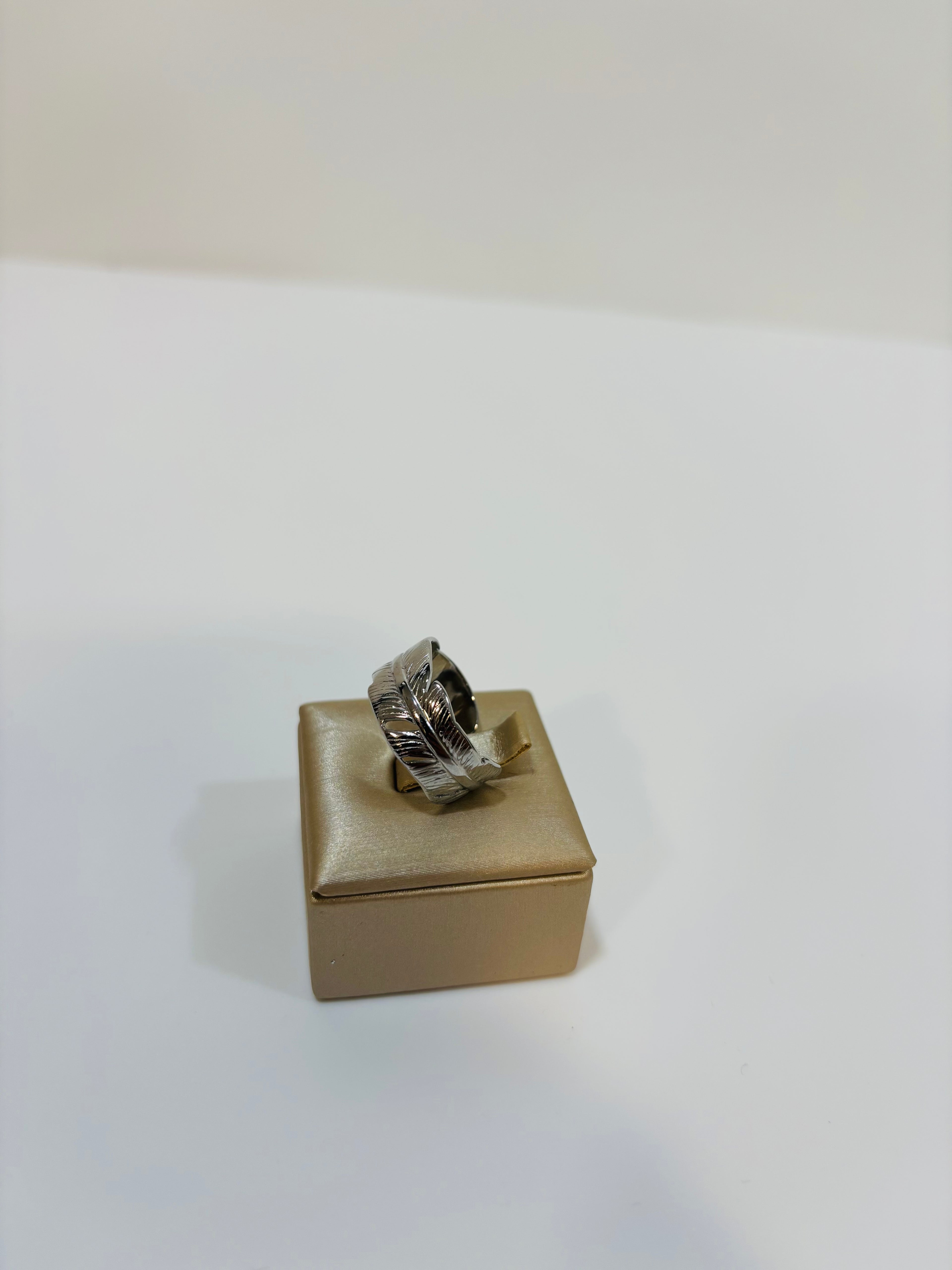 Anello Foglia
