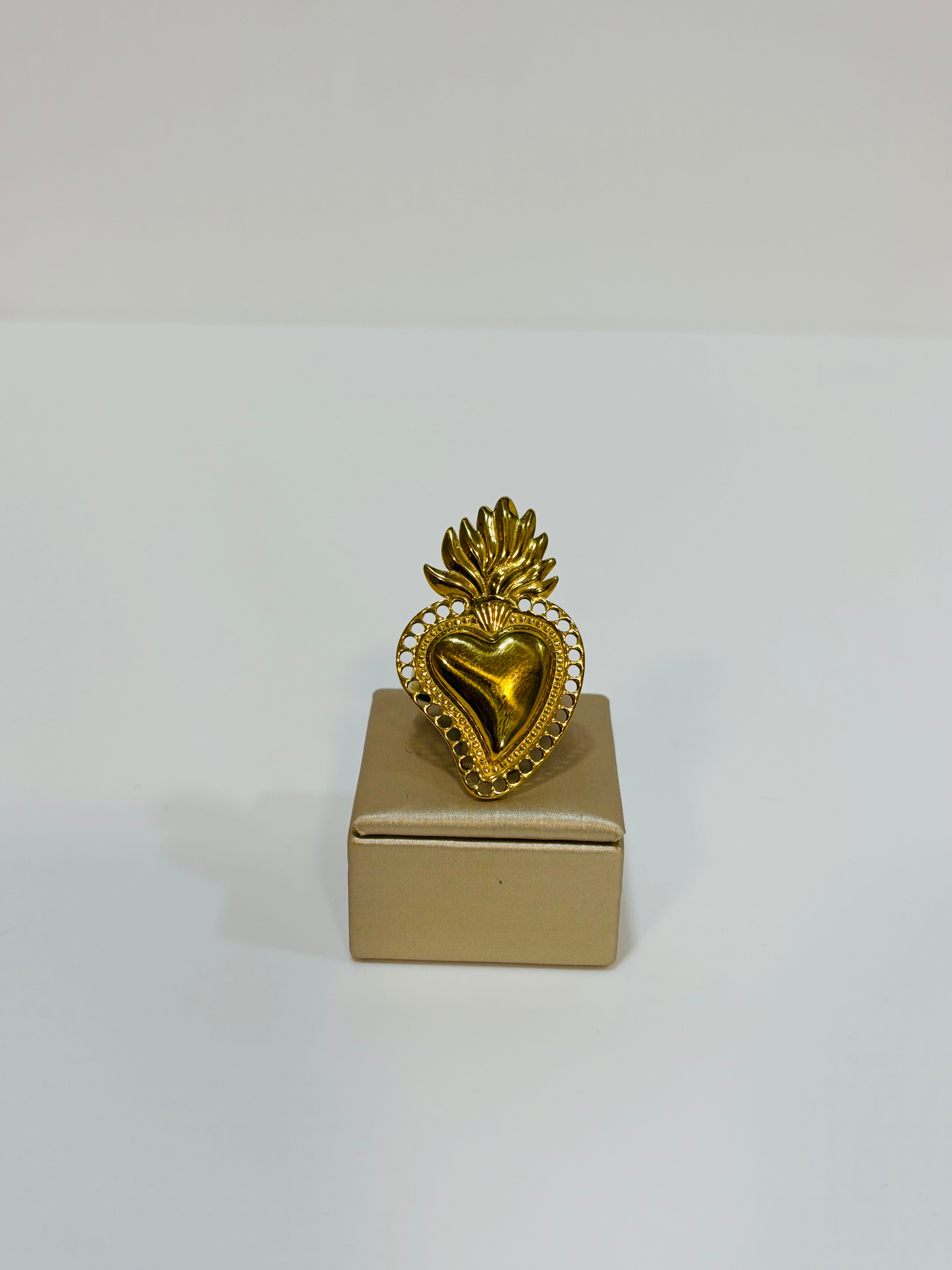 Anello cuore sacro