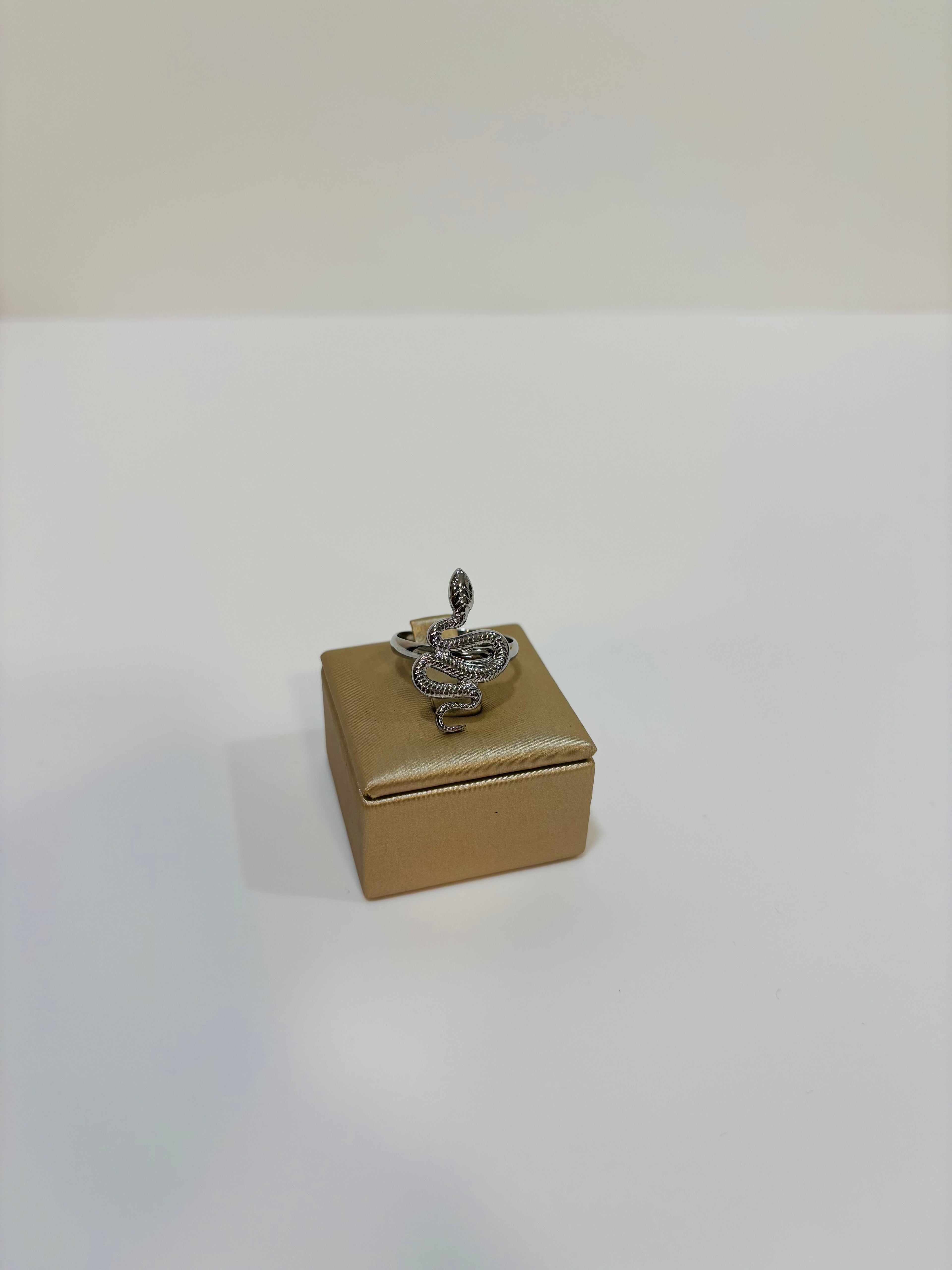 Anello serpente