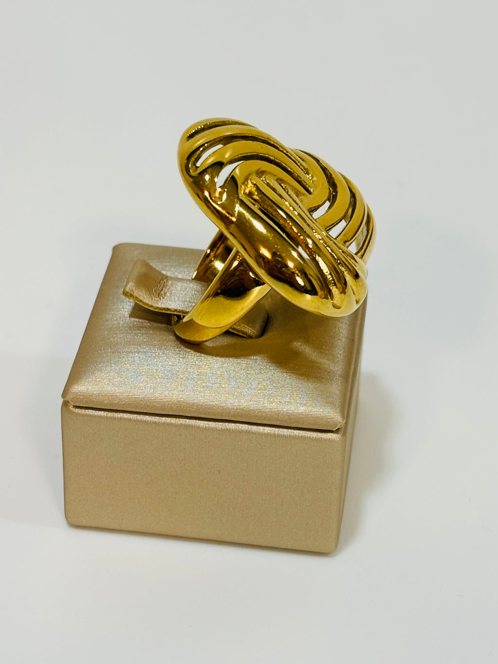 Anello Elena